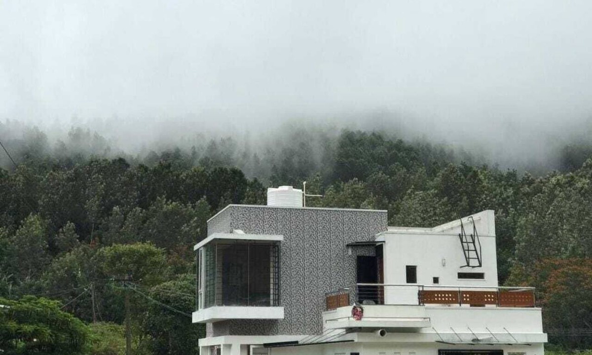 Yercaud Hotel | Hk Grand Inn By K Hotels