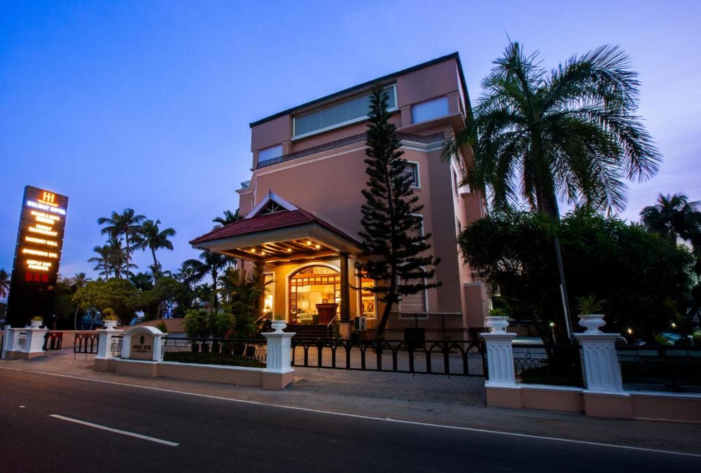 North Paravur Hotel | Holiday Hotel