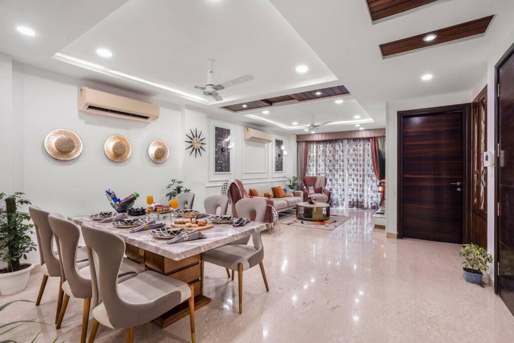 Saket Apartment | Homlee-Pentagon 3 BHK luxurious-Lift-Parking-Saket