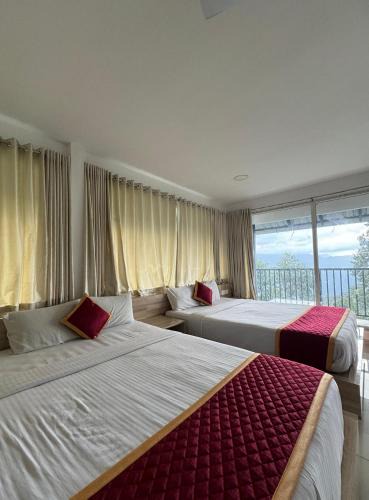 Kanthalloor Hotel | Honeyrock Farm Resort by Skybz