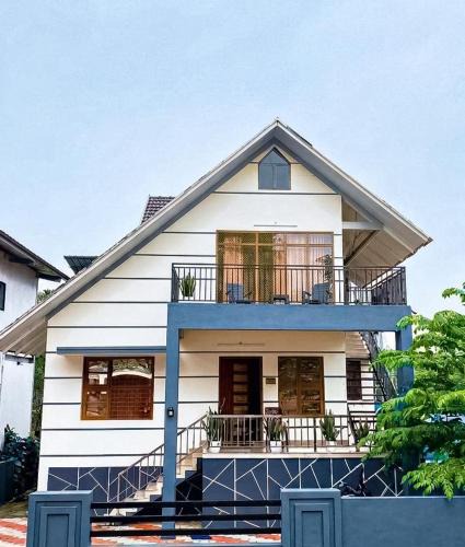 Athirapally Villa | HORNBILL STAYS by ROYAL VILLAS