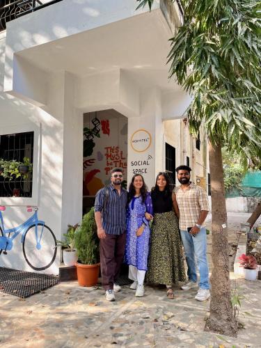 Yerawada Hostel | HOSHTEL99 - LUX - Stay, Cowork and Cafe - Luxurious Twin Bungalow