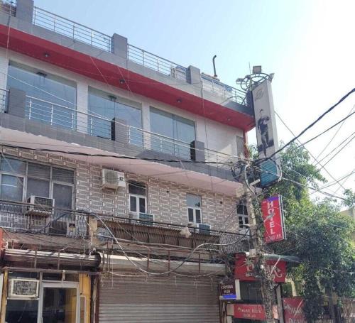 Azadpur Hotel | Hotal O Cloud Inn