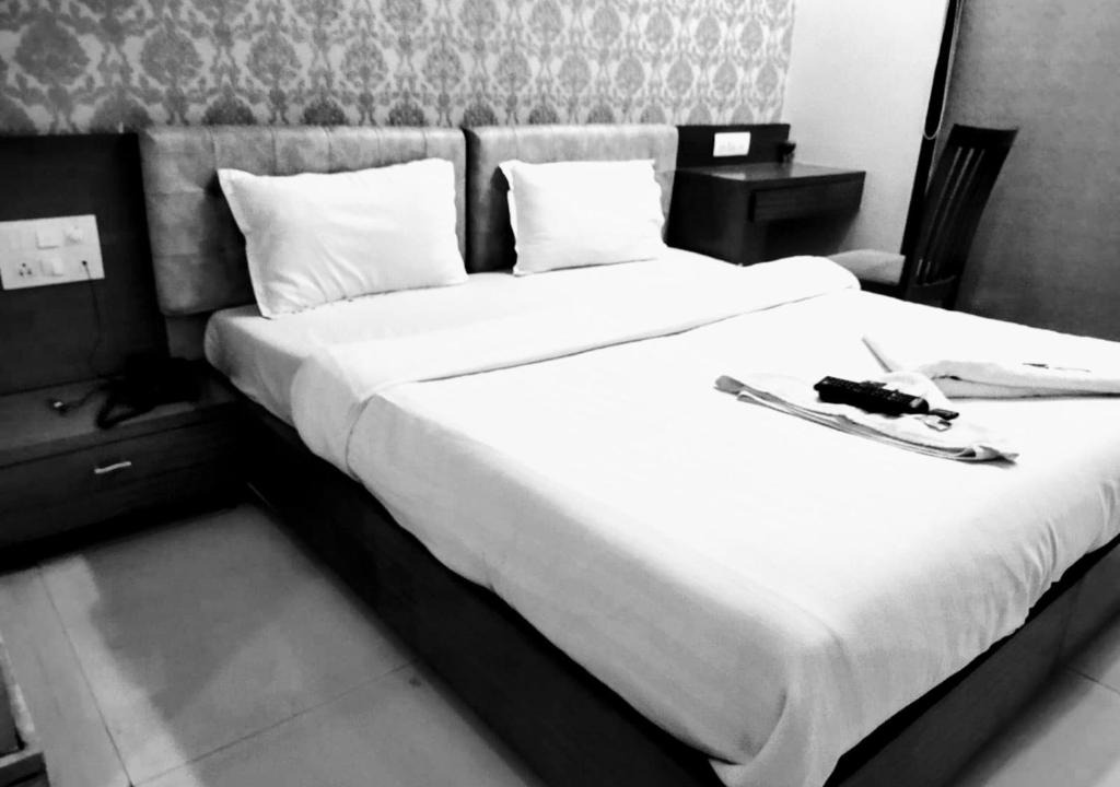 Mumbai House | Hotel Accore -Inn By BeStays, Sakinaka Mumbai