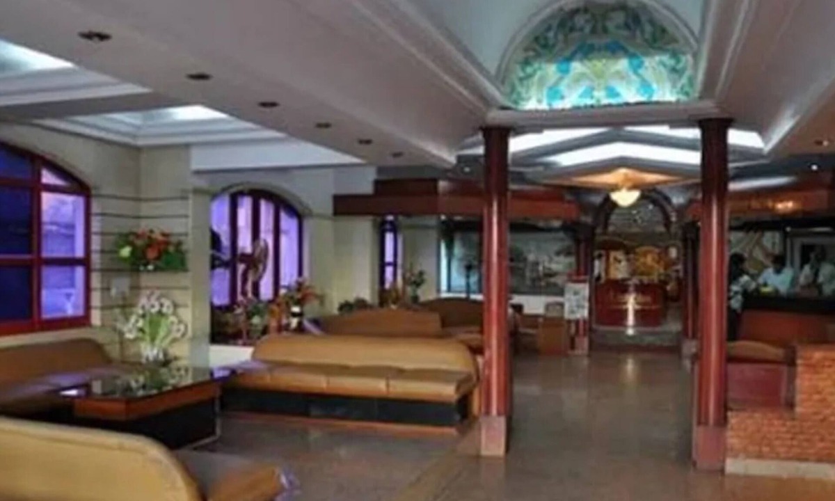 Belagavi Hotel | Hotel Adarsha Palace