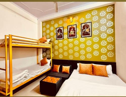 Shri Madhopur House | Hotel Aditya Raj