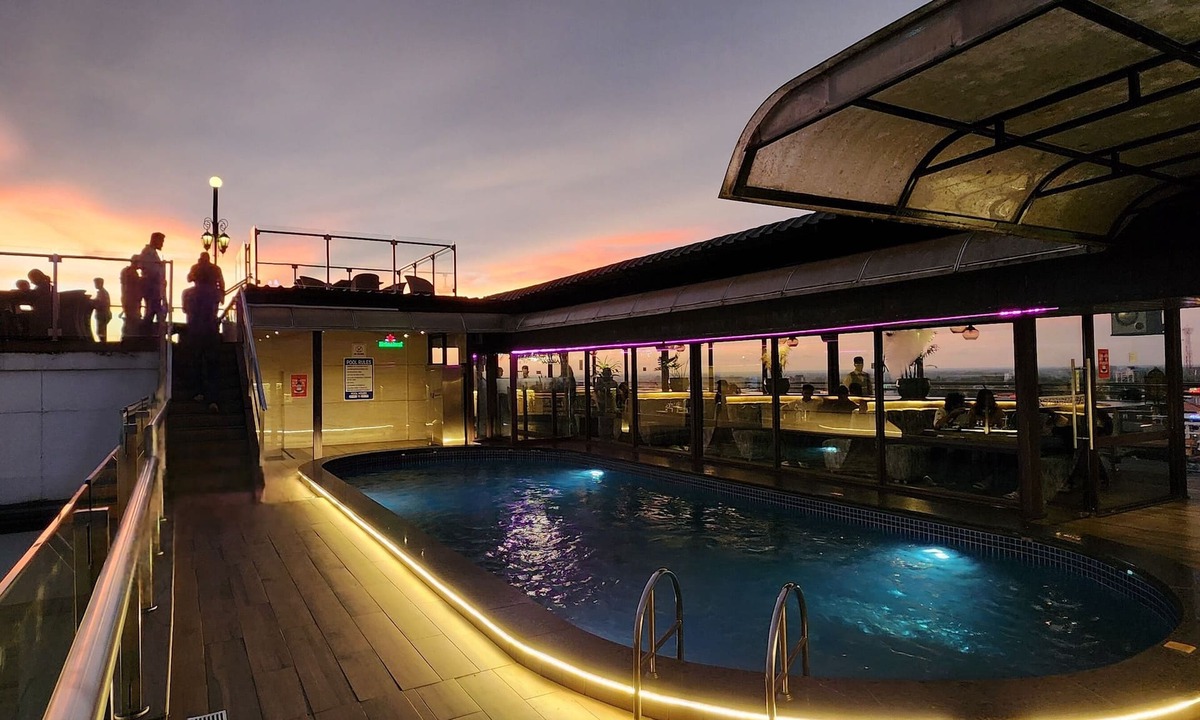 Onamthuruth Hotel | Hotel Arcadia