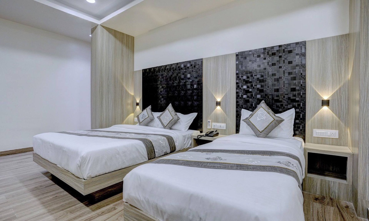 Santacruz West Hotel | HOTEL ARTS INTERNATIONAL