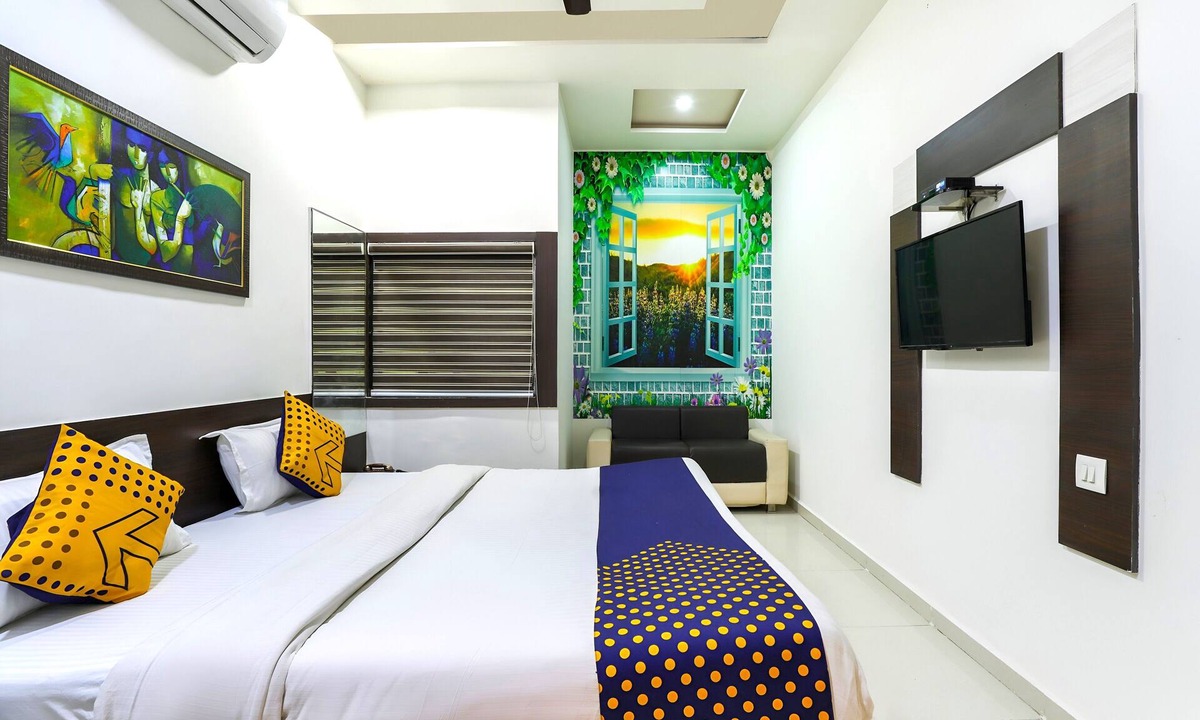 Rajkot Hotel | Hotel Atithi - Opposite Shreeji Hospital
