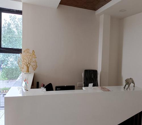 Yellamanchili Hotel | Hotel Atlas