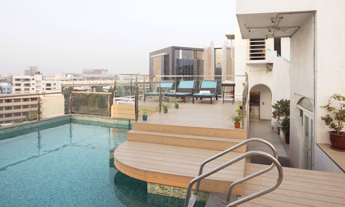 Andheri Hotel | Hotel Aureole