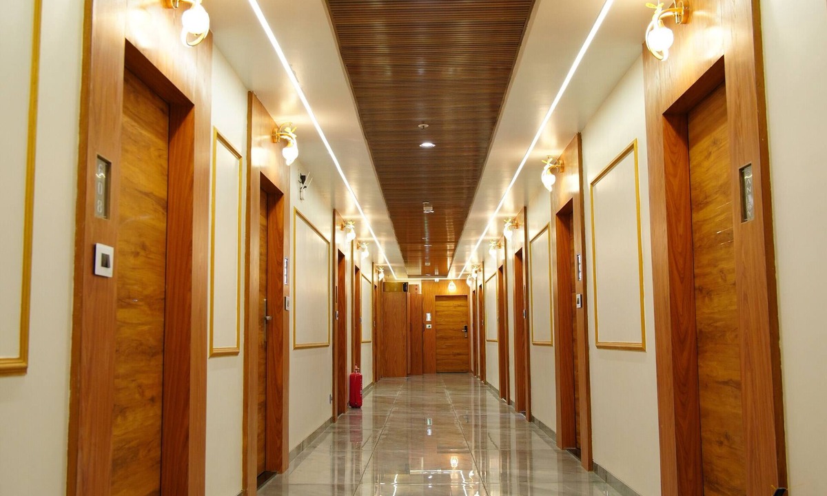 Ahmedabad Hotel | HOTEL BHAGYALAXMI LUXURY INN