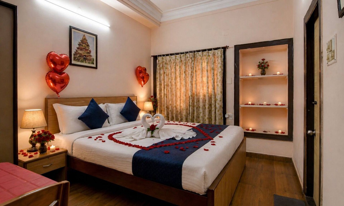 South Dum Dum Hotel | Hotel Blue Bird