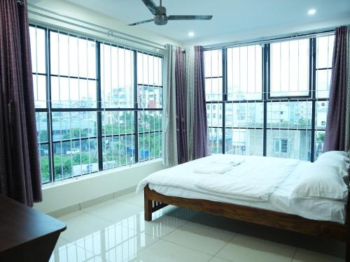 Kakinada Hotel | Hotel Brinda