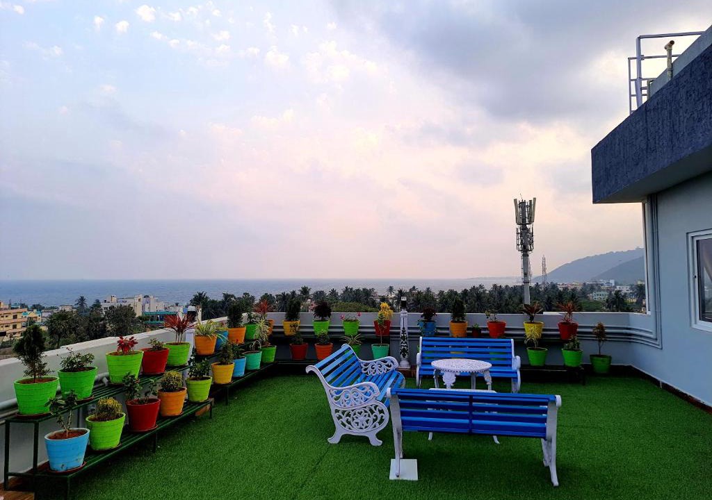 Visakhapatnam Hotel | Hotel CannyStay RRR Marina