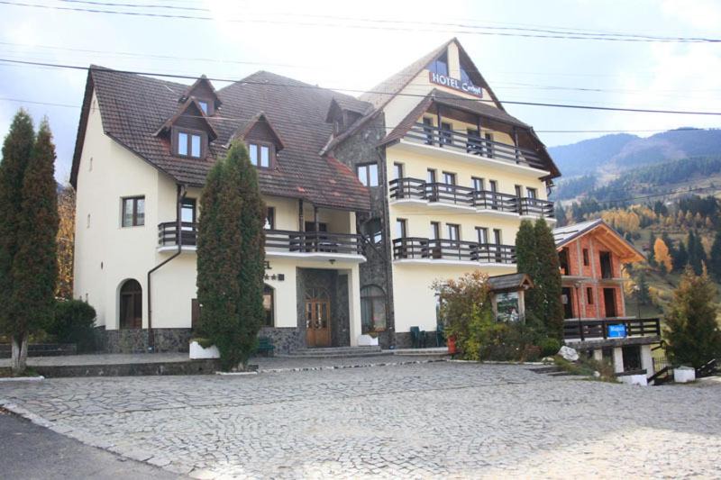 Borsa Hotel | Hotel Cerbul