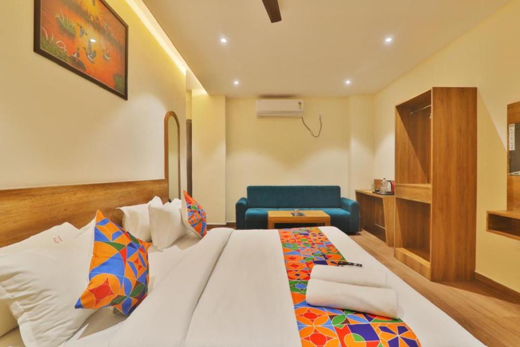 Gorakhpur Hotel | Hotel City Inn 2min Walk To Gorakhnath Temple