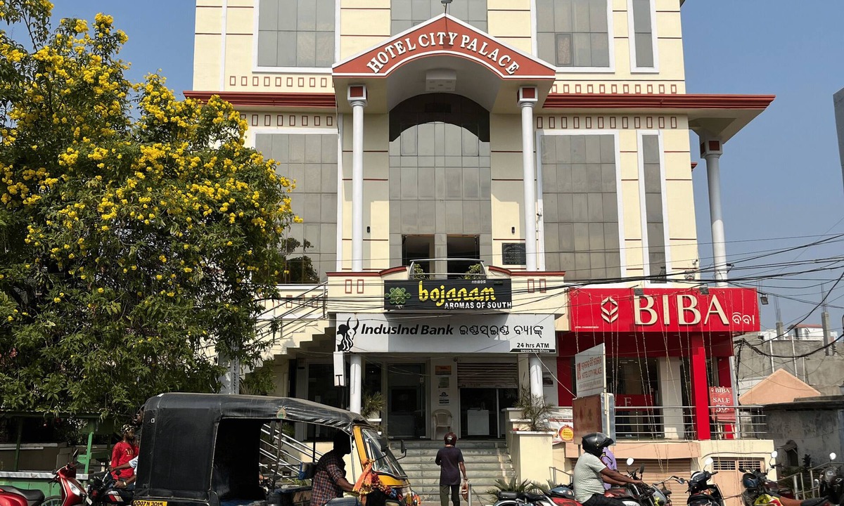 Brahmapur Hotel | HOTEL CITY PALACE