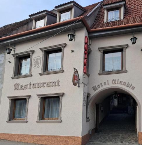 Sighisoara Hotel | Hotel Claudiu
