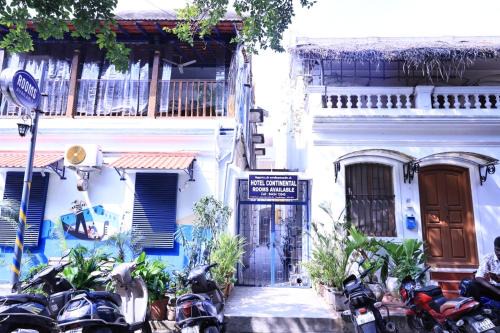 White Town Hotel | Hotel Continental