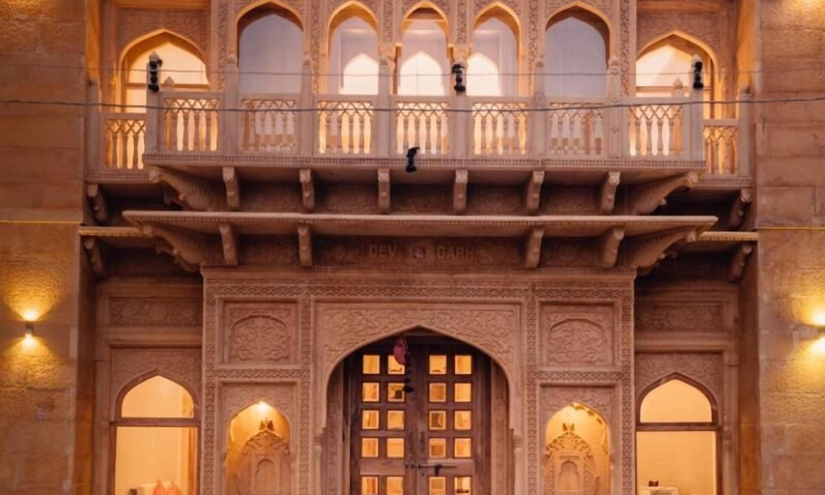 Jaisalmer Hotel | Hotel Dev Garh