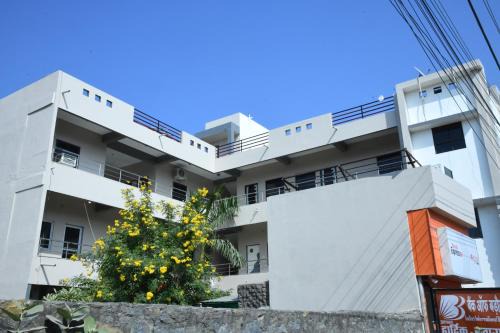 Abu Road Hotel | Hotel Durga Near Abu Road Railway Station I Mount abu