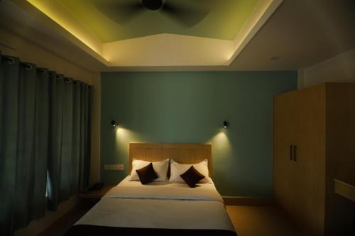 Sulthan Bathery Hostel | Hotel Eastern