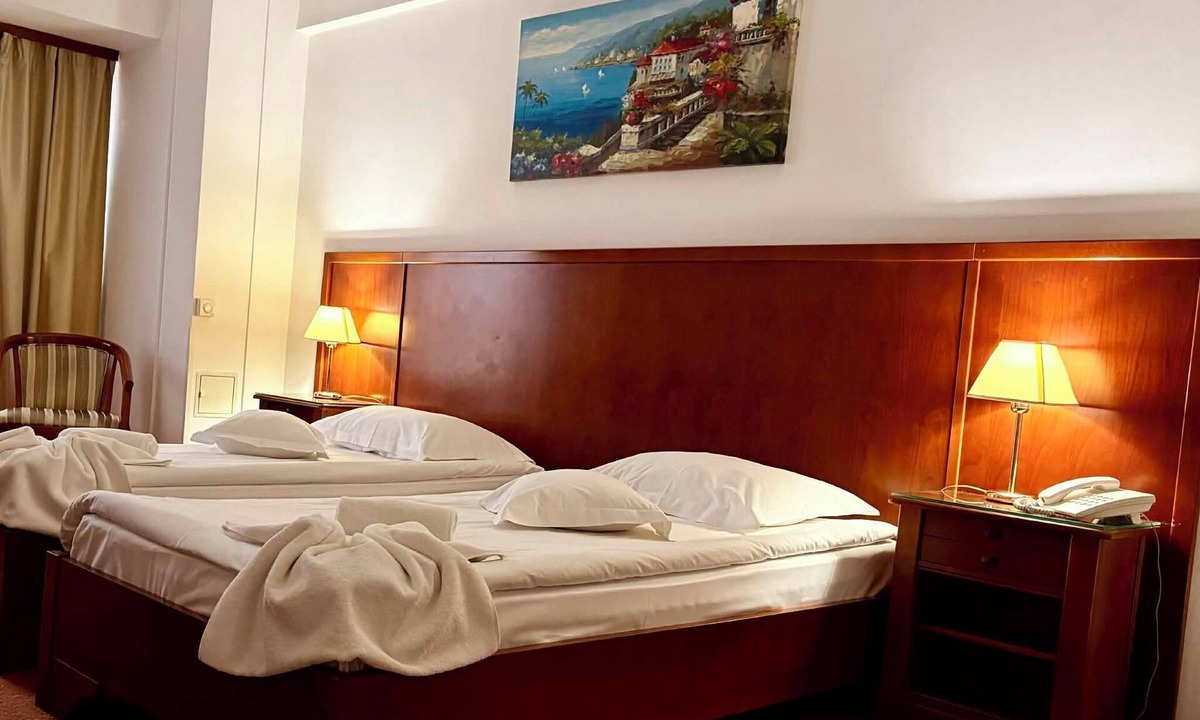 Craiova Hotel | Hotel Emma West Craiova