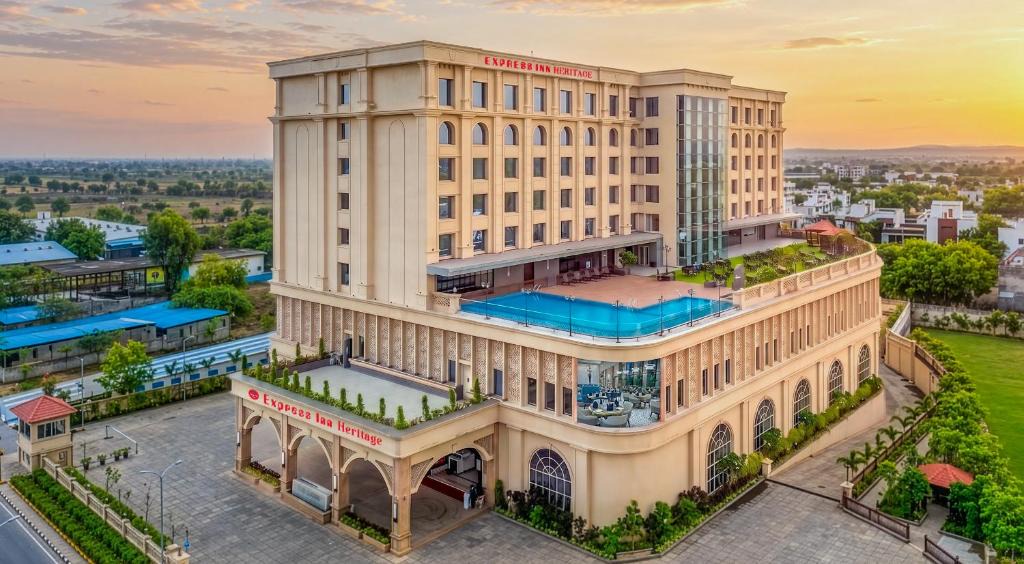 Aurangabad Hotel | Hotel Express Inn Heritage Aurangabad Airport
