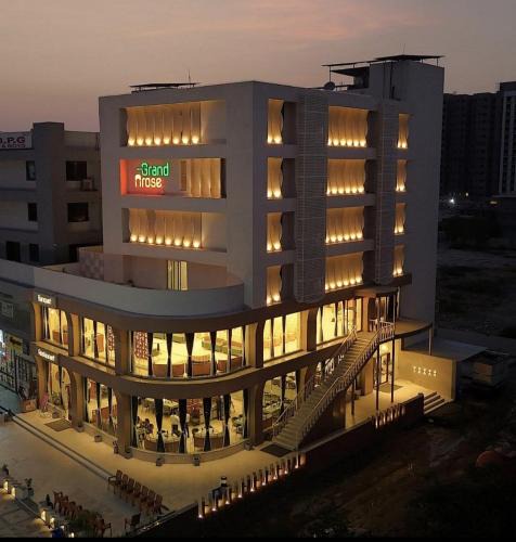 Sanand Hotel | Hotel Grand Arose