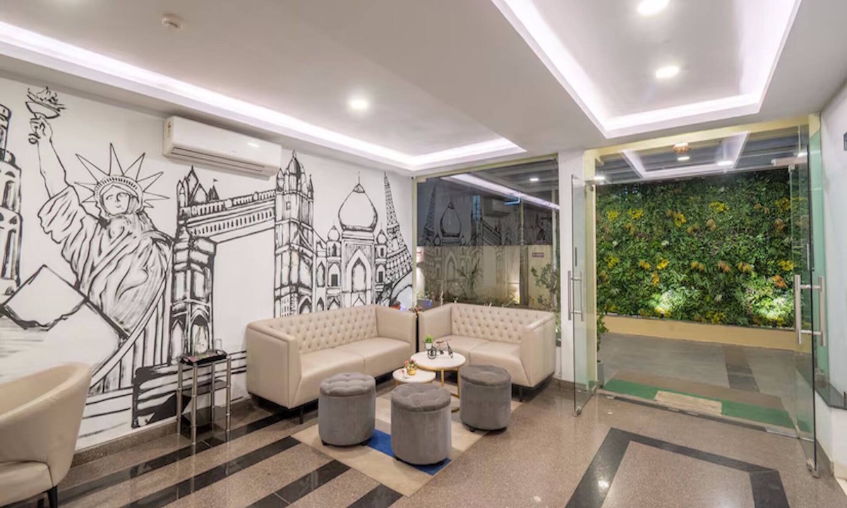 Kondapur Hotel | Hotel Grand Continent Hitech City, Laxmi Cyber City
