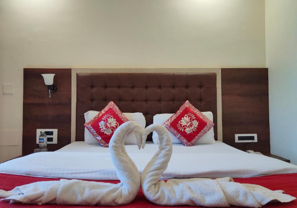 Ganpatipule Hotel | Hotel Grand Ganesha