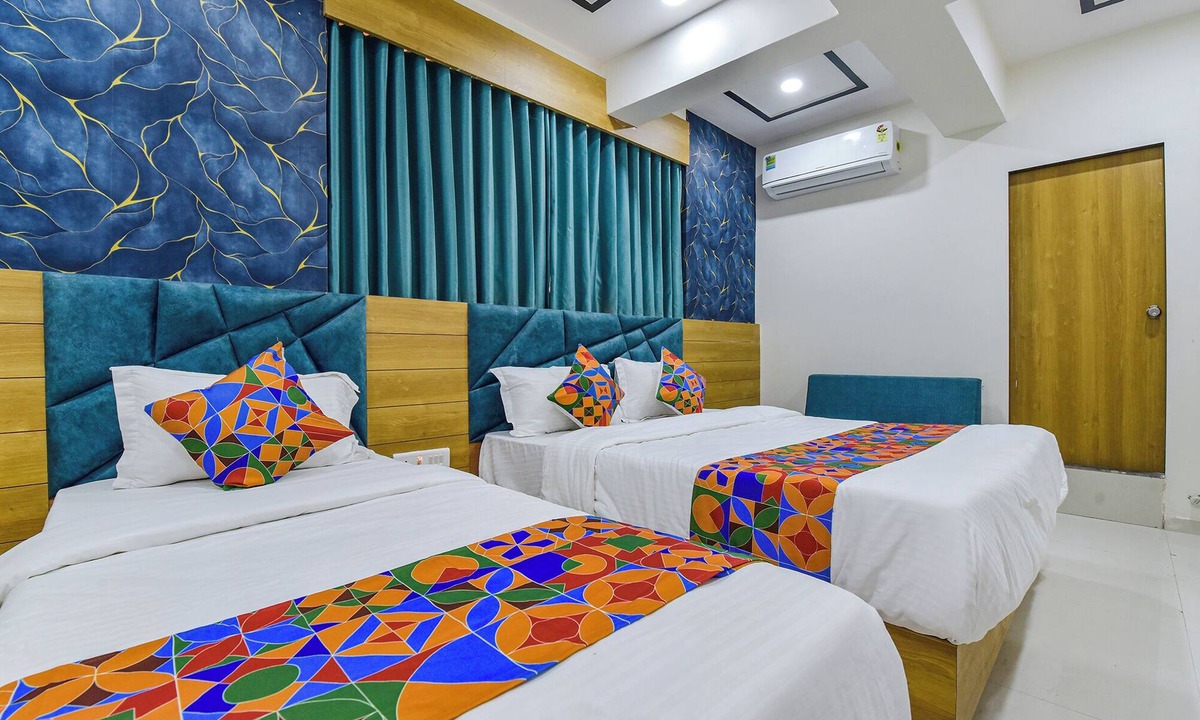 Ahmedabad Hotel | HOTEL GREEN TREE