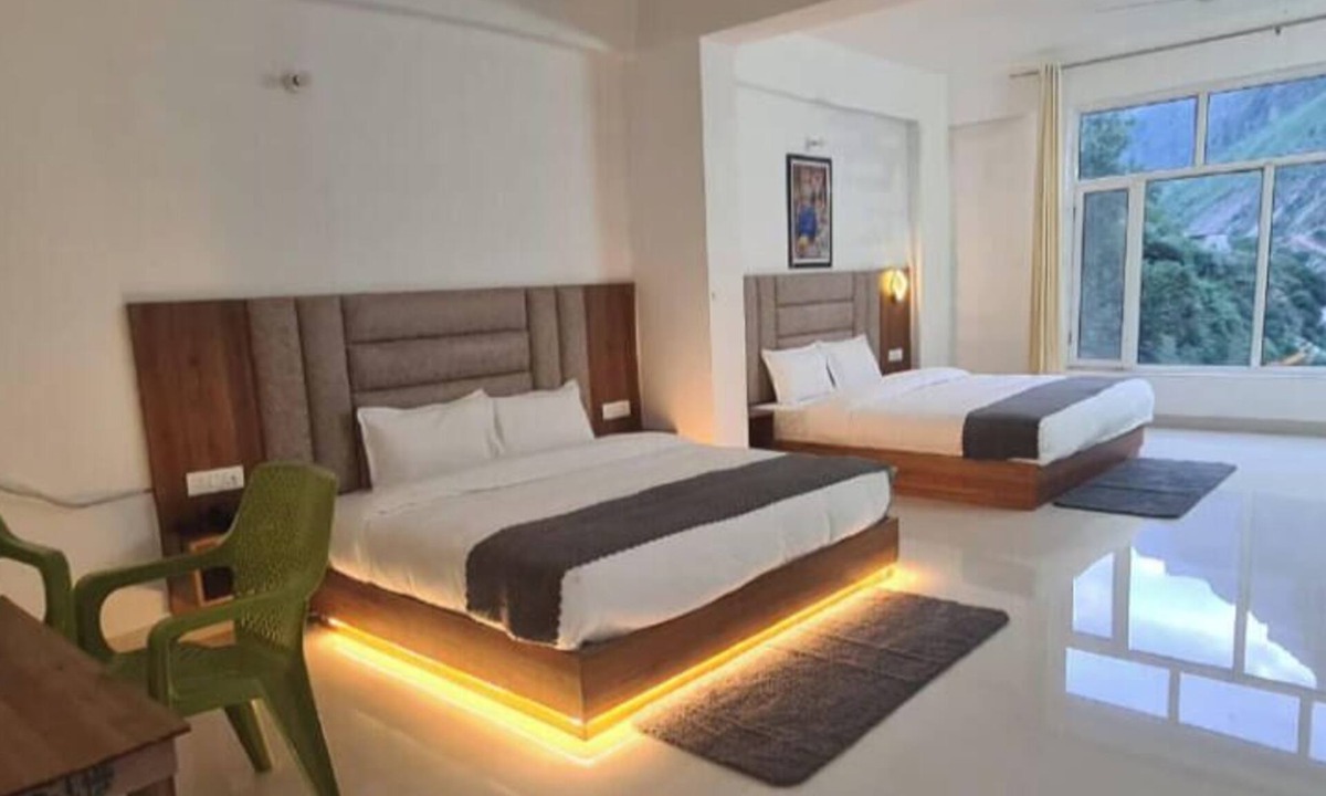 Gobind Dham Hotel | Hotel Gurudeva