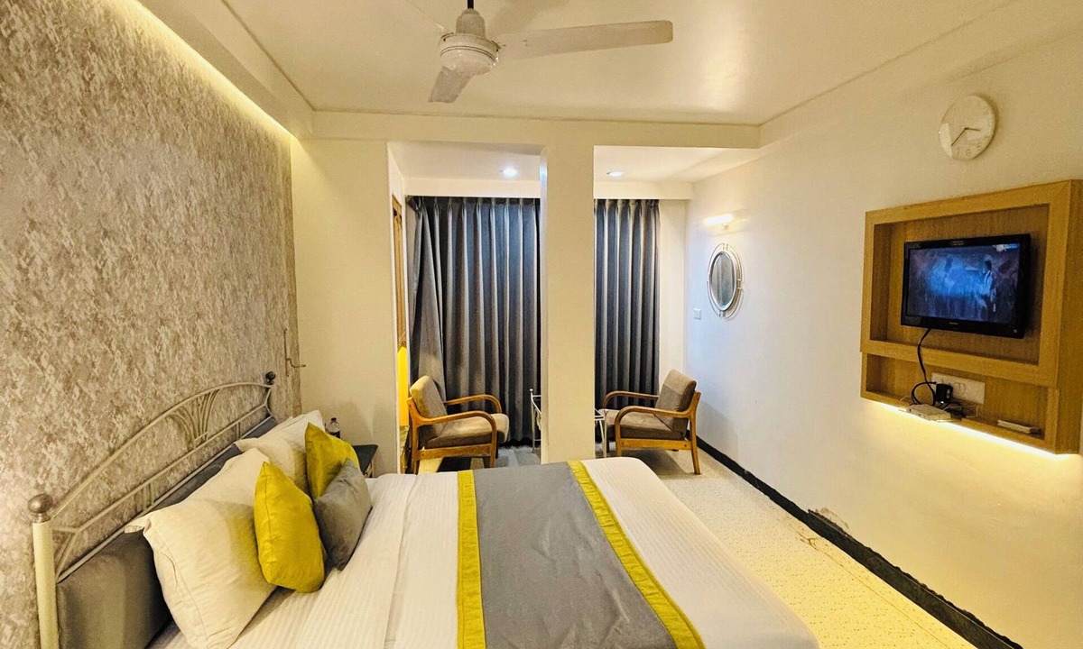 Daman Hotel | Hotel Gurukripa