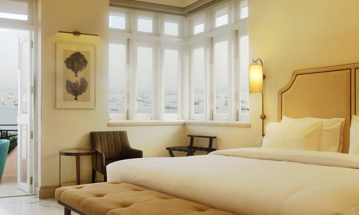 Wellington Pier Hotel | Hotel Harbour View