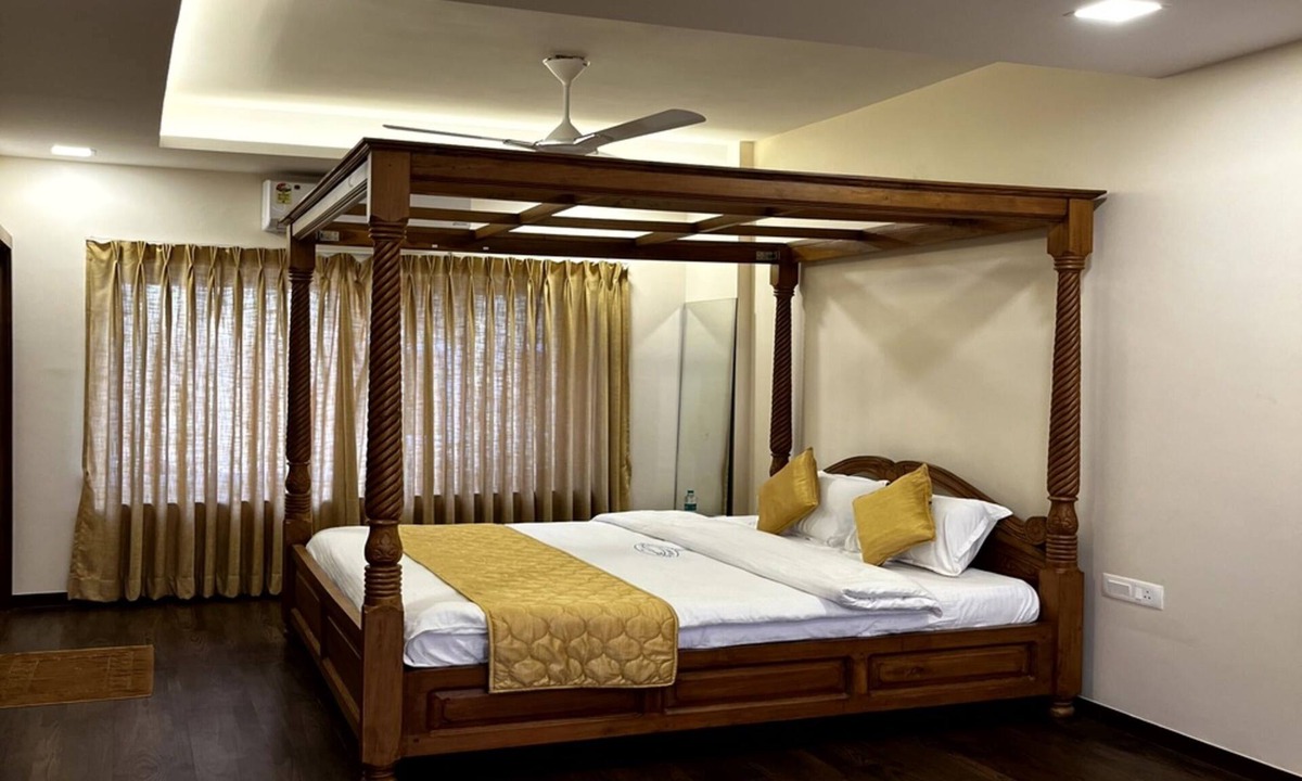 Panhala Fort Hotel | Hotel Heritage Residency