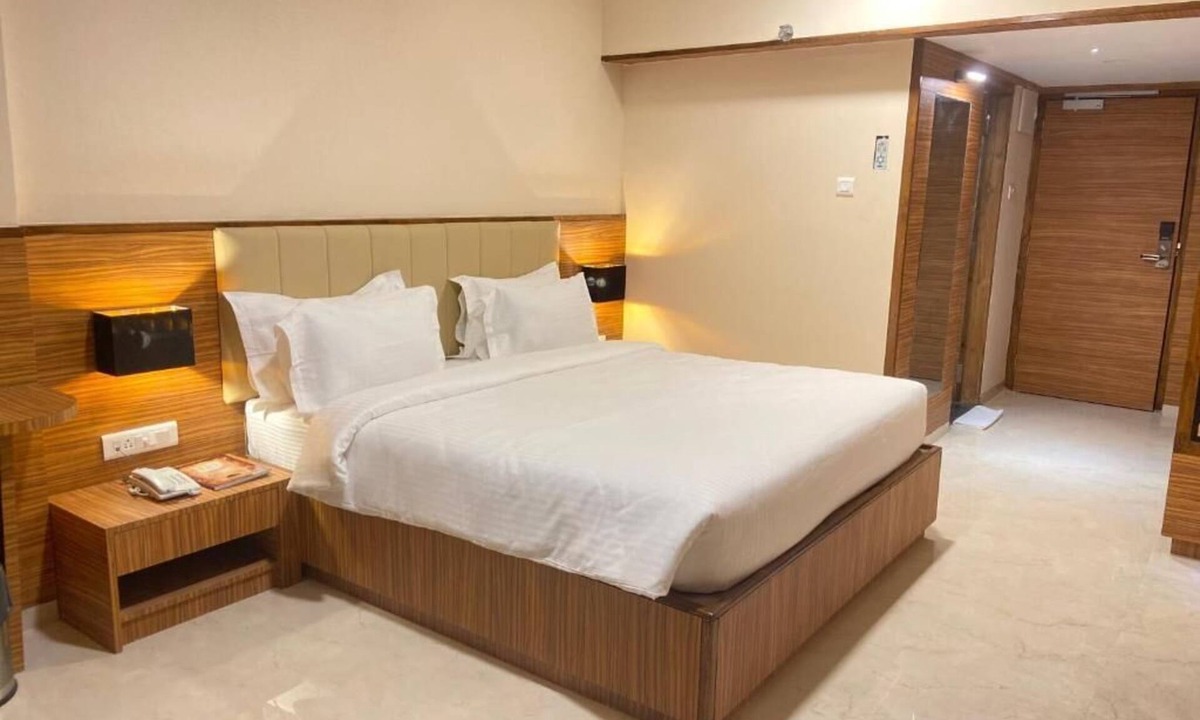 Burhanpur Hotel | HOTEL HIGH RISE REGENCY