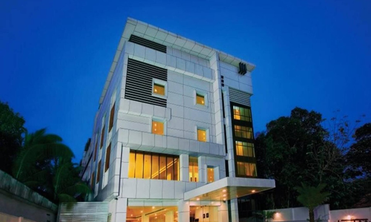 Kulanada Hotel | Hotel Hills Park Pathanamthitta