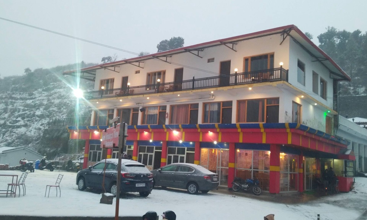 Kempty Range Hotel | Hotel Himalaya View