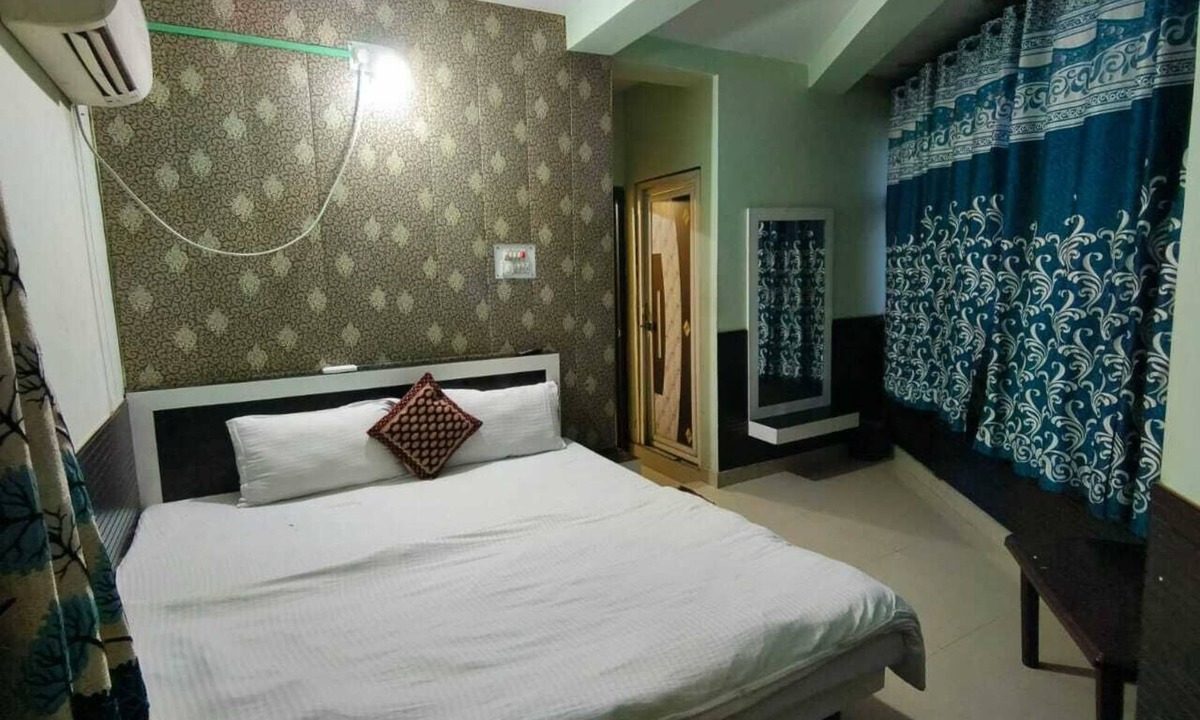 Hazaribagh Hotel | Hotel J B Palace