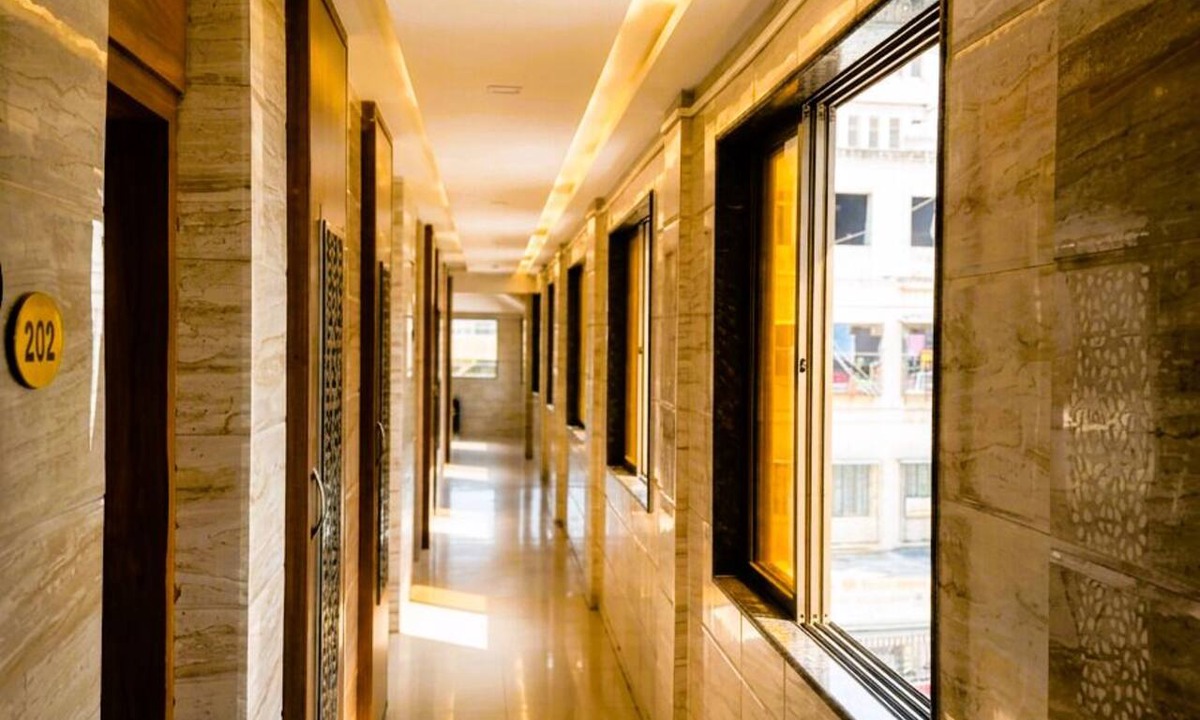 Masjid Bandar Hotel | Hotel Jodiya - Near CST