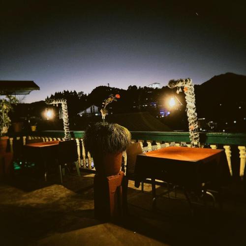 Pelling Hotel | Hotel Kabur