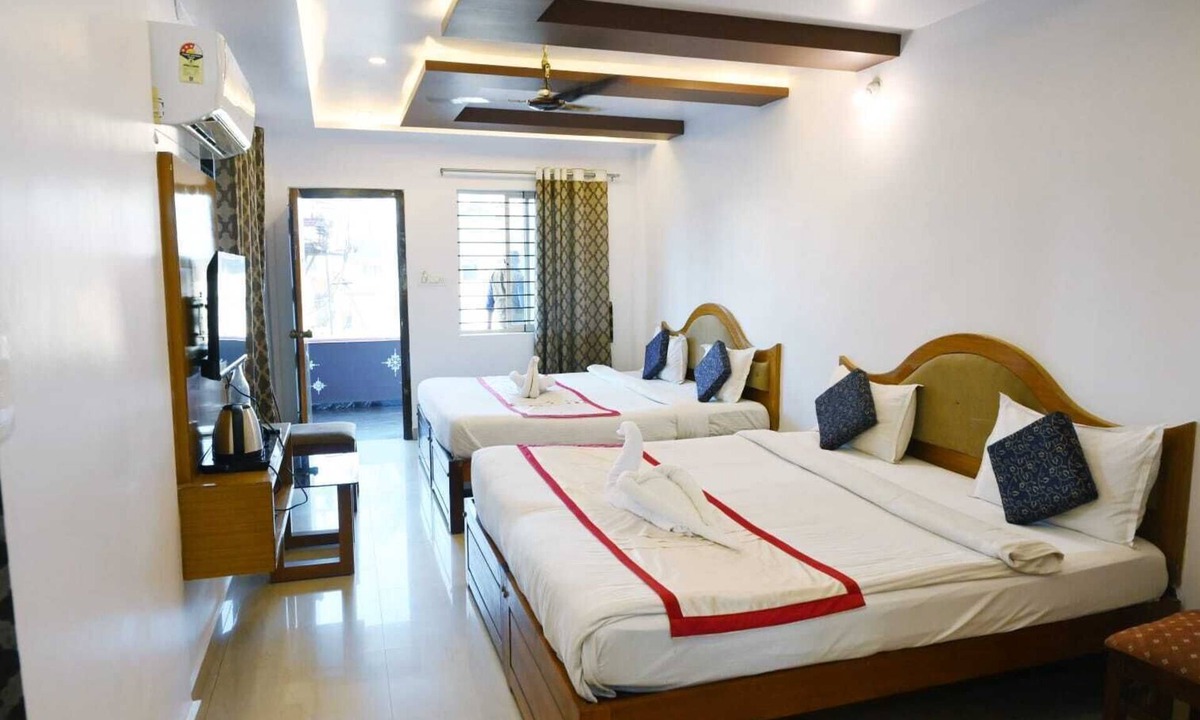 Stuart Hill Hotel | Hotel Kailash Heaven