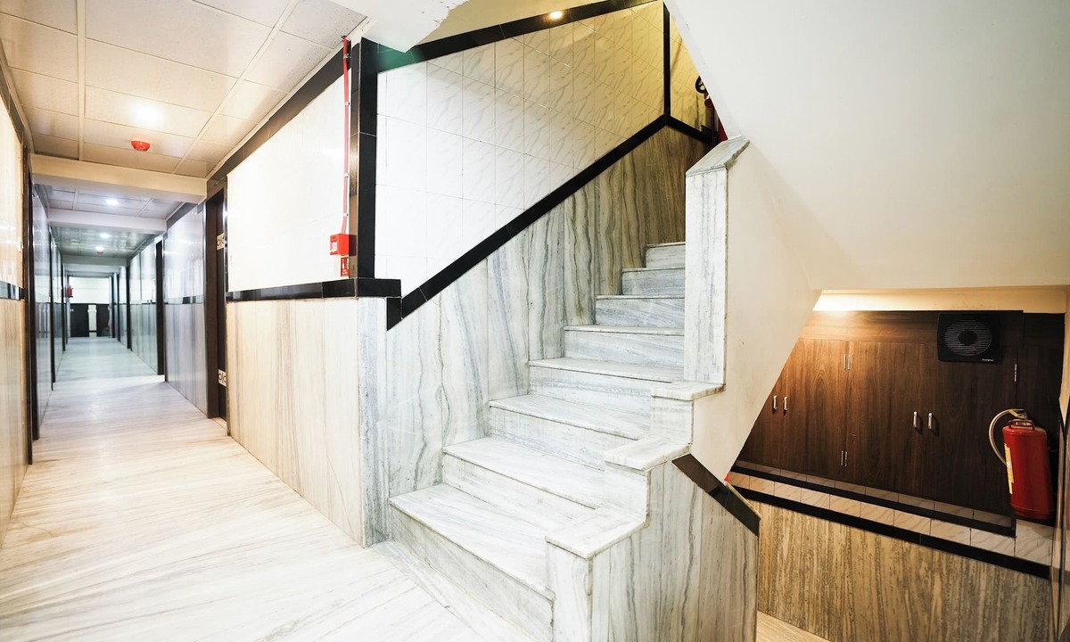 Khar Hotel | Hotel Kings Palace
