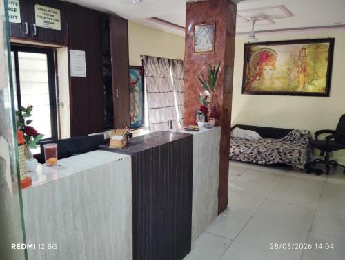 Vastrapur Hotel | Hotel Krishna Lake