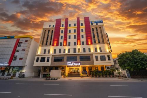 Secunderabad Hotel | Hotel L Grand - Nr Secunderabad Railway Station