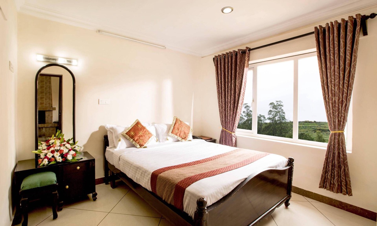 West Mere Hotel | Hotel Lakeview