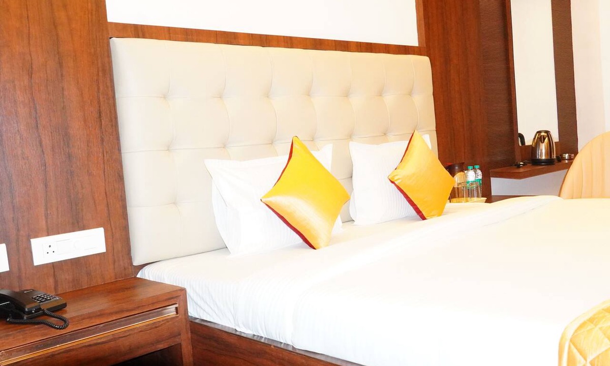 Viluppuram Hotel | Hotel Lemon