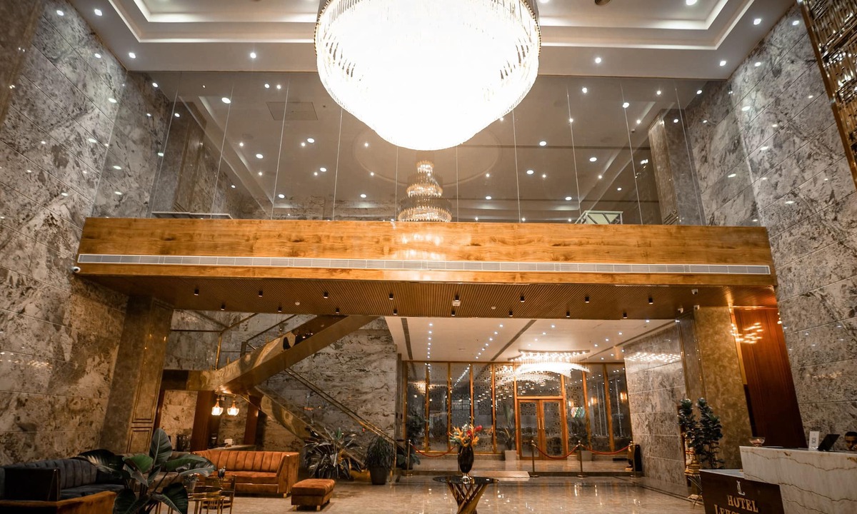 Yeshwanthpur Hotel | Hotel Leroy Grand